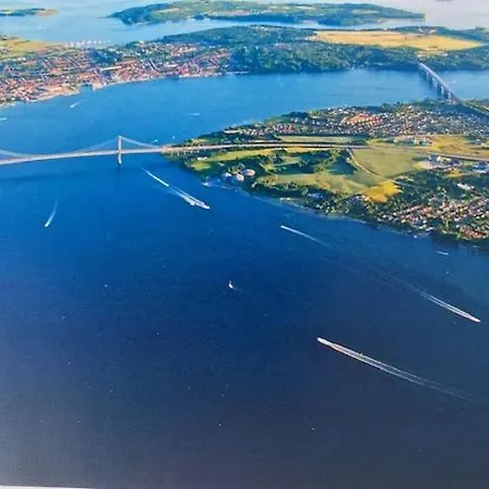 アパート Dock House 95-97 ミゼルファート